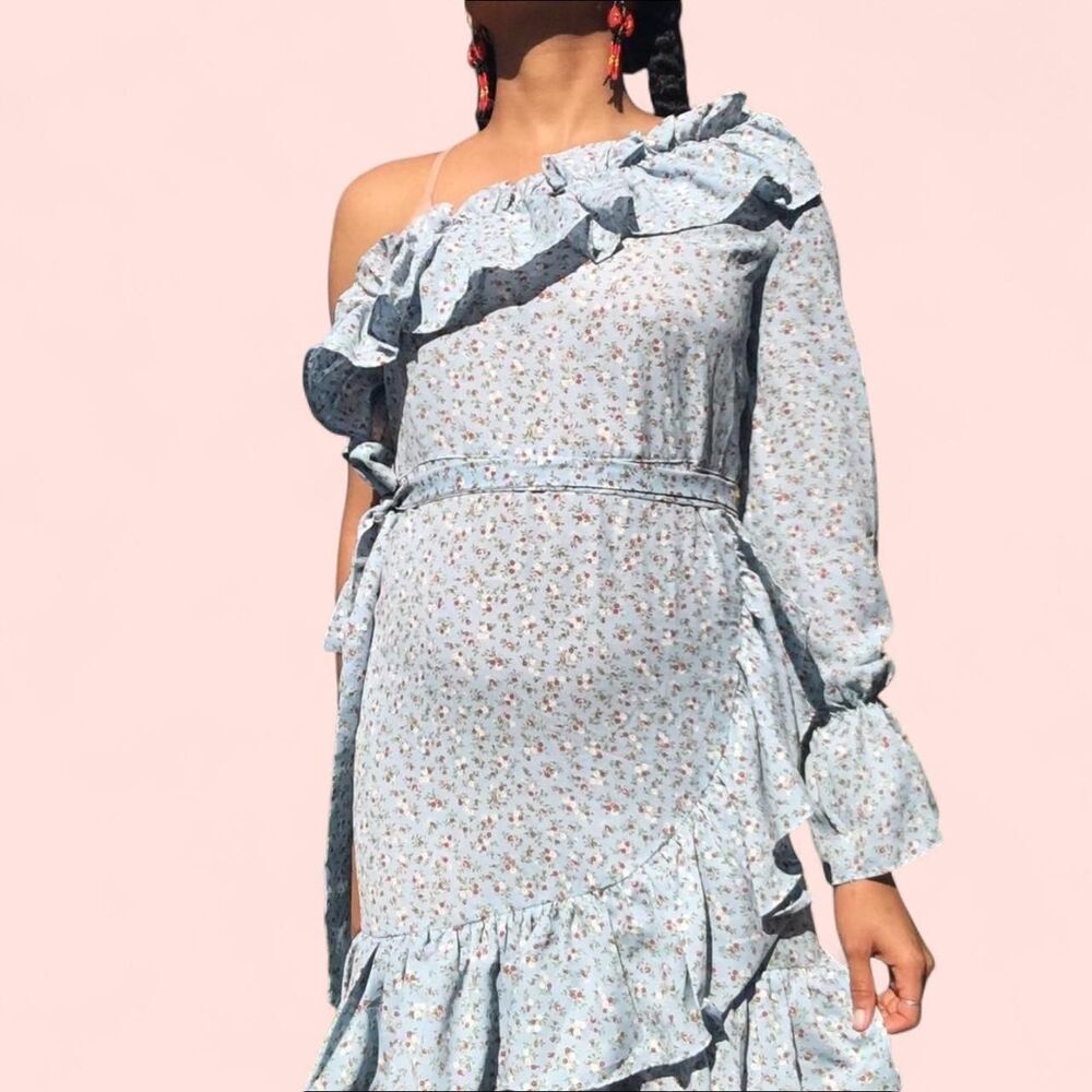 Blue Asymmetrical floral dress Nasty Gal sz 2